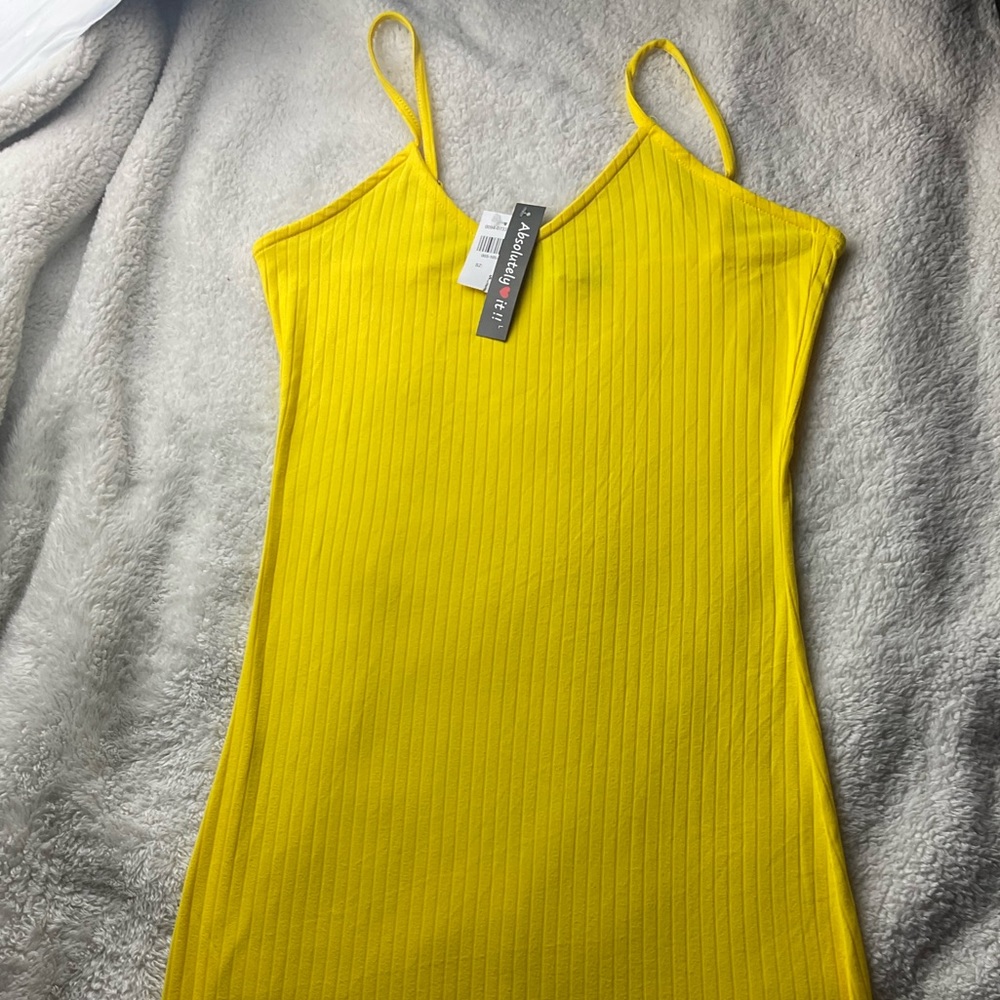 BRAND NEW Yellow Large Maxi Dress